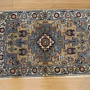 Vintage Hand Knotted Beige India Geometric Heriz Serapi Rug - 2' x 3'